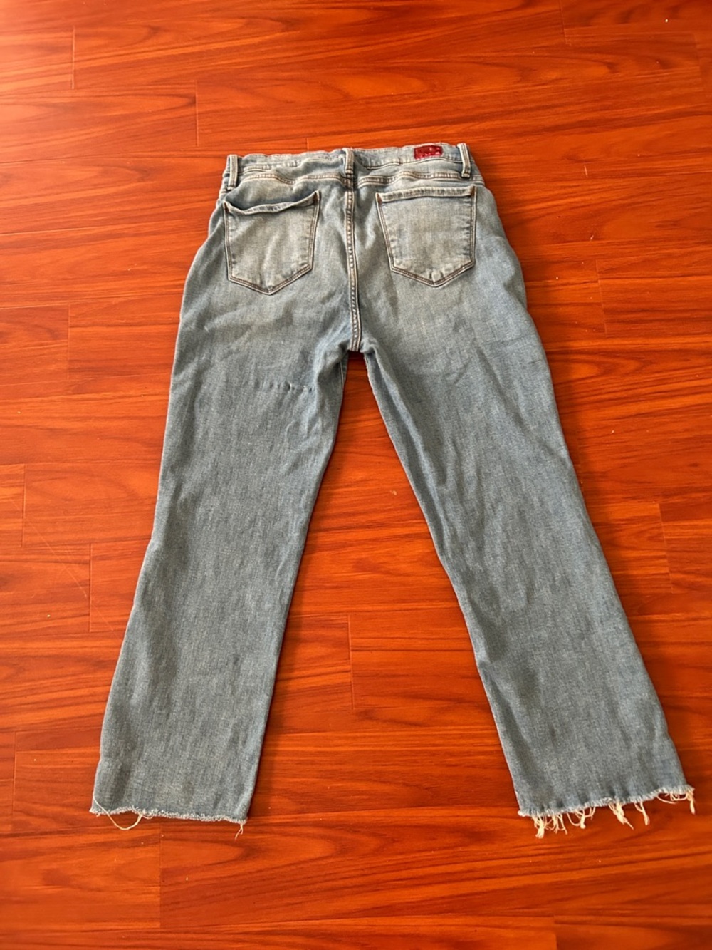 WHETHERLY JEANS 👖 - Picture 3 of 4